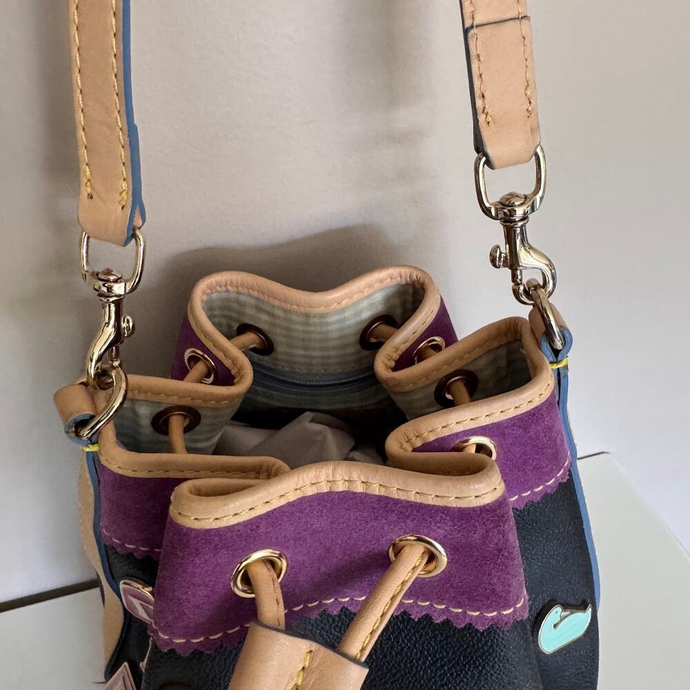 Dooney & Bourke Vintage #6 Drawstring Bucket Bag Lindsay Lohan Black Purse Y2K - Picture 5 of 14